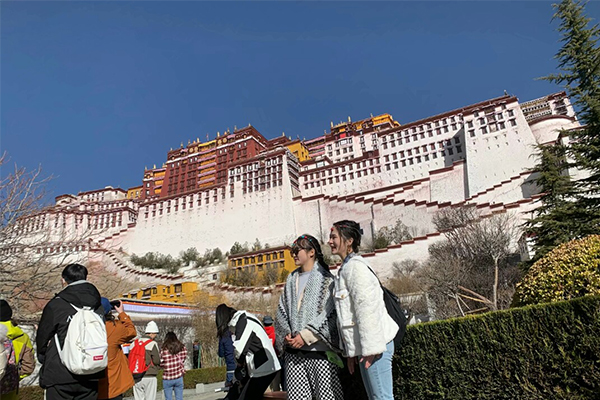4月旅游西藏大概花多少钱