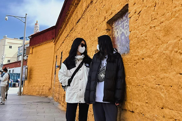 4月南通到西藏旅行得花费多少