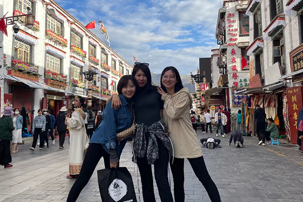 3人四月去西藏旅游费用要多少 3人四月去西藏旅游费用要多少